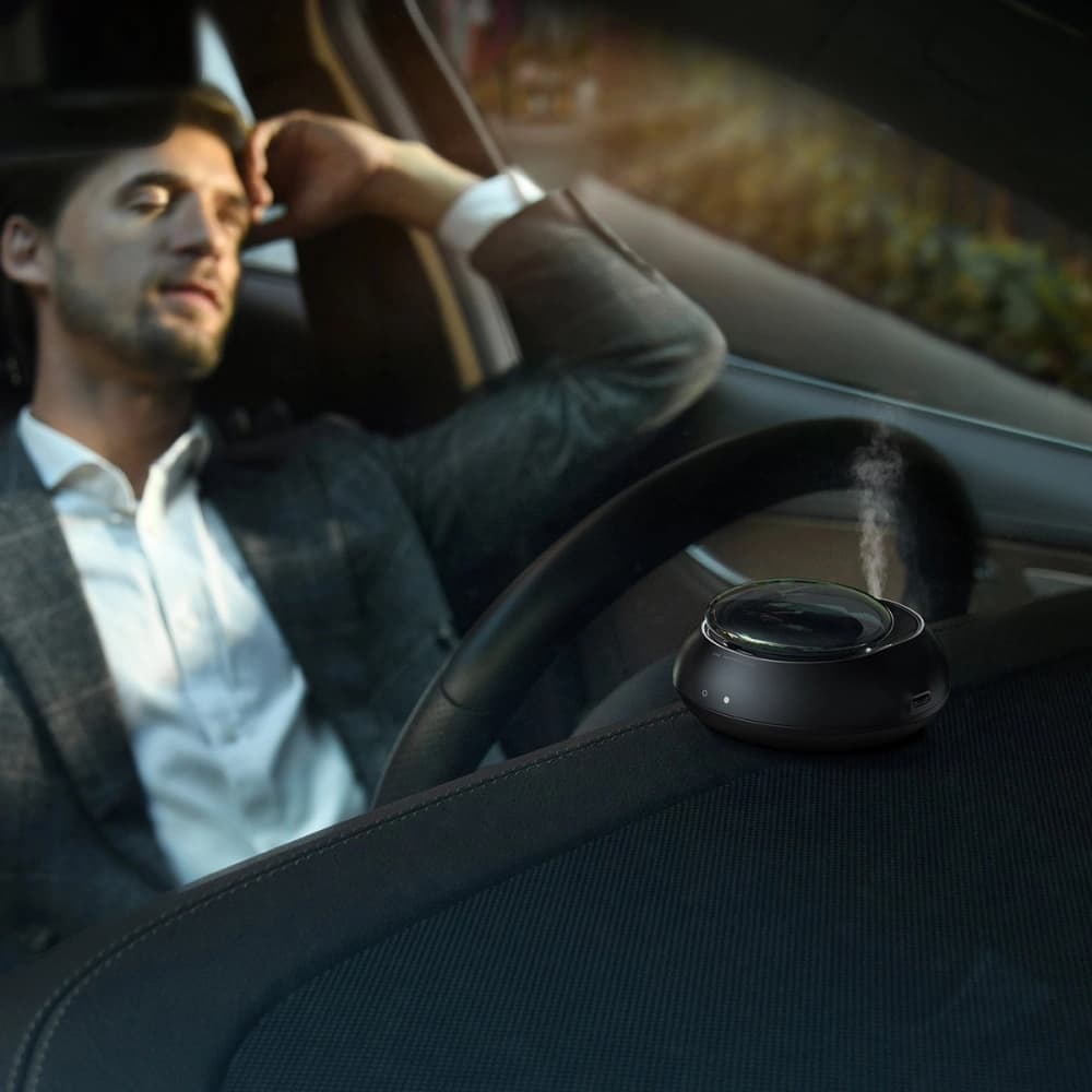 Auto-Lufterfrischer Baseus + 2 Nachfüllungen (Freesie + Glocke) + 1m schwarzes USB-C-Kabel - 8