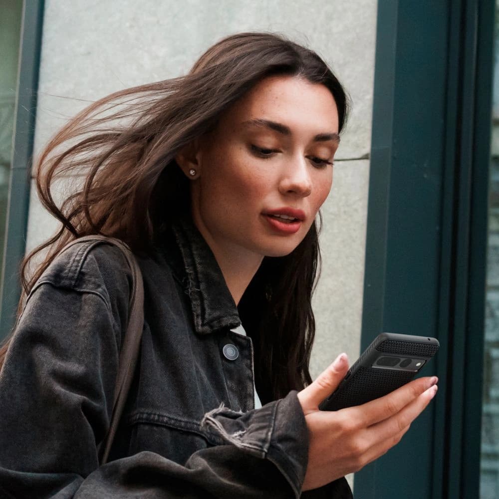 Spigen Liquid Air Google Pixel 7 Pro Matte Black - 14