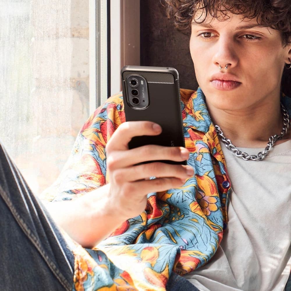 Spigen Rugged Armor Motorola Edge 2022 Matte Black - 9