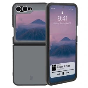 Bizon Case Angelo Samsung Galaxy Z Flip 6 / 7 FE rauchig mit einem schwarzen Rahmen