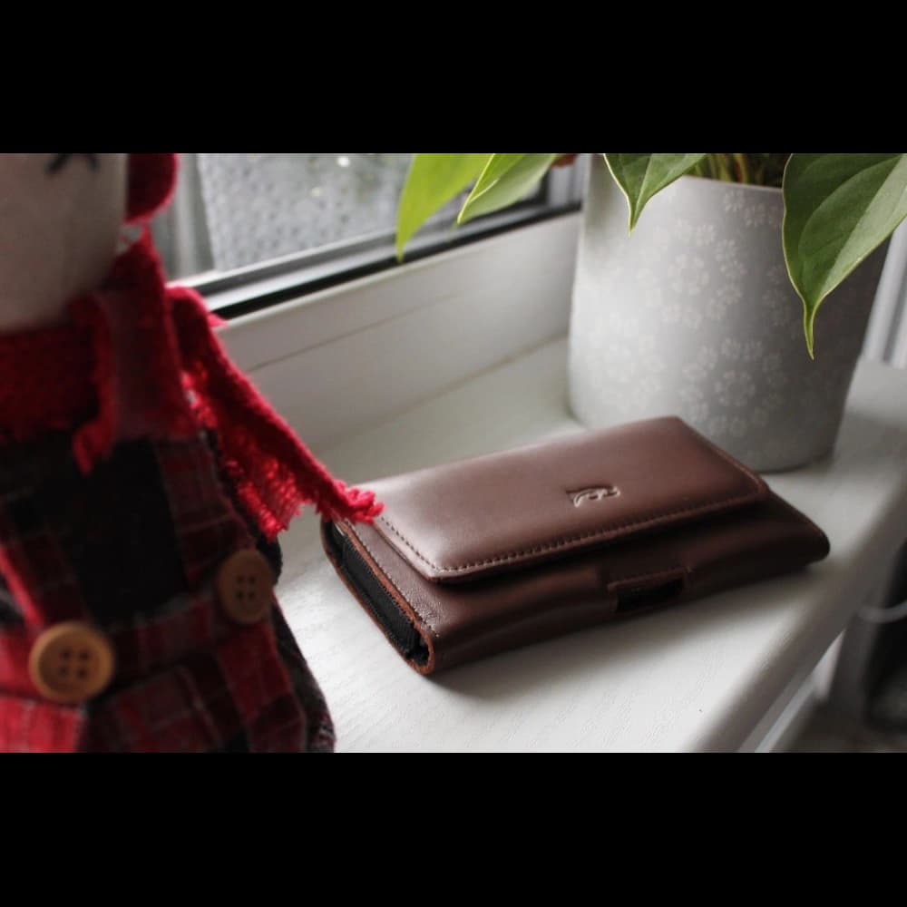 LURESKO FREYA XL leather holster for belt, phone case 165x82x10mm (smooth brown) - 11