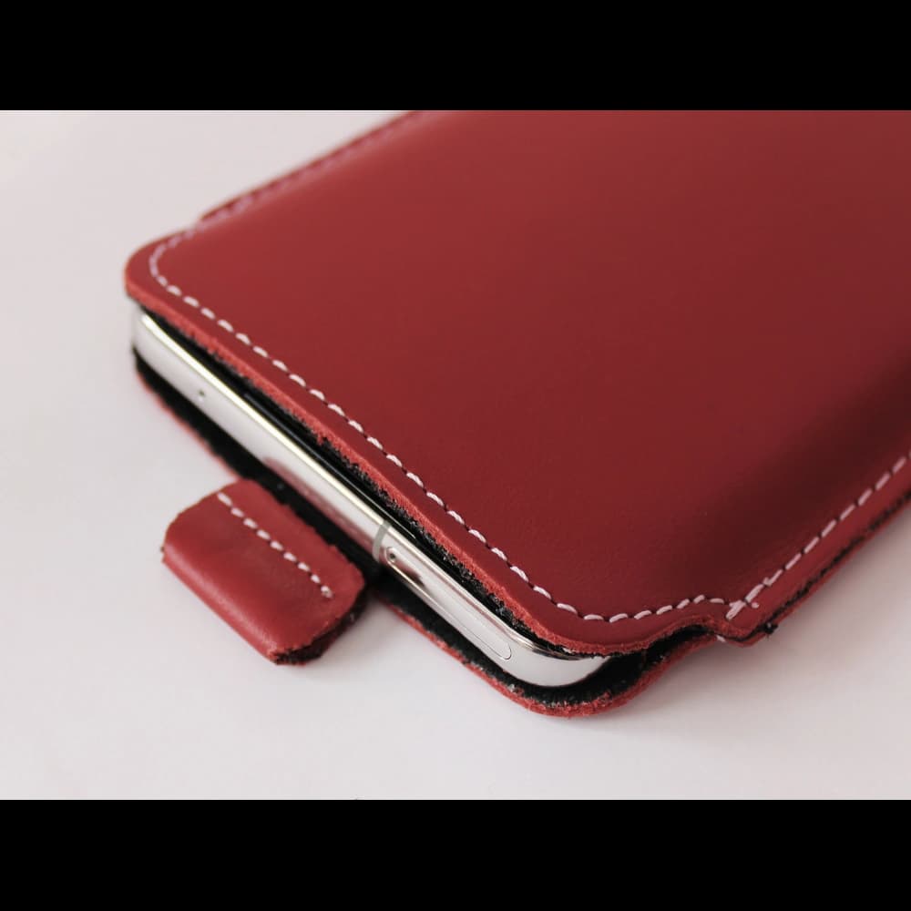 LURESKO LILLA XXXL leather slipcase slipcase for phone 6.5' - 6.9' (red smooth with white thread) - 7