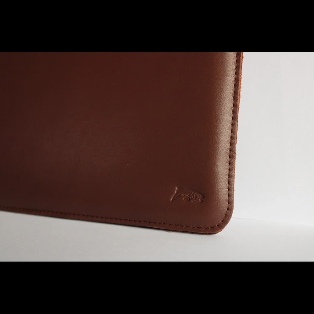 LURESKO CLAYER XL+ leather case for tablet 290 x 212 x 9mm (smooth brown) - 4