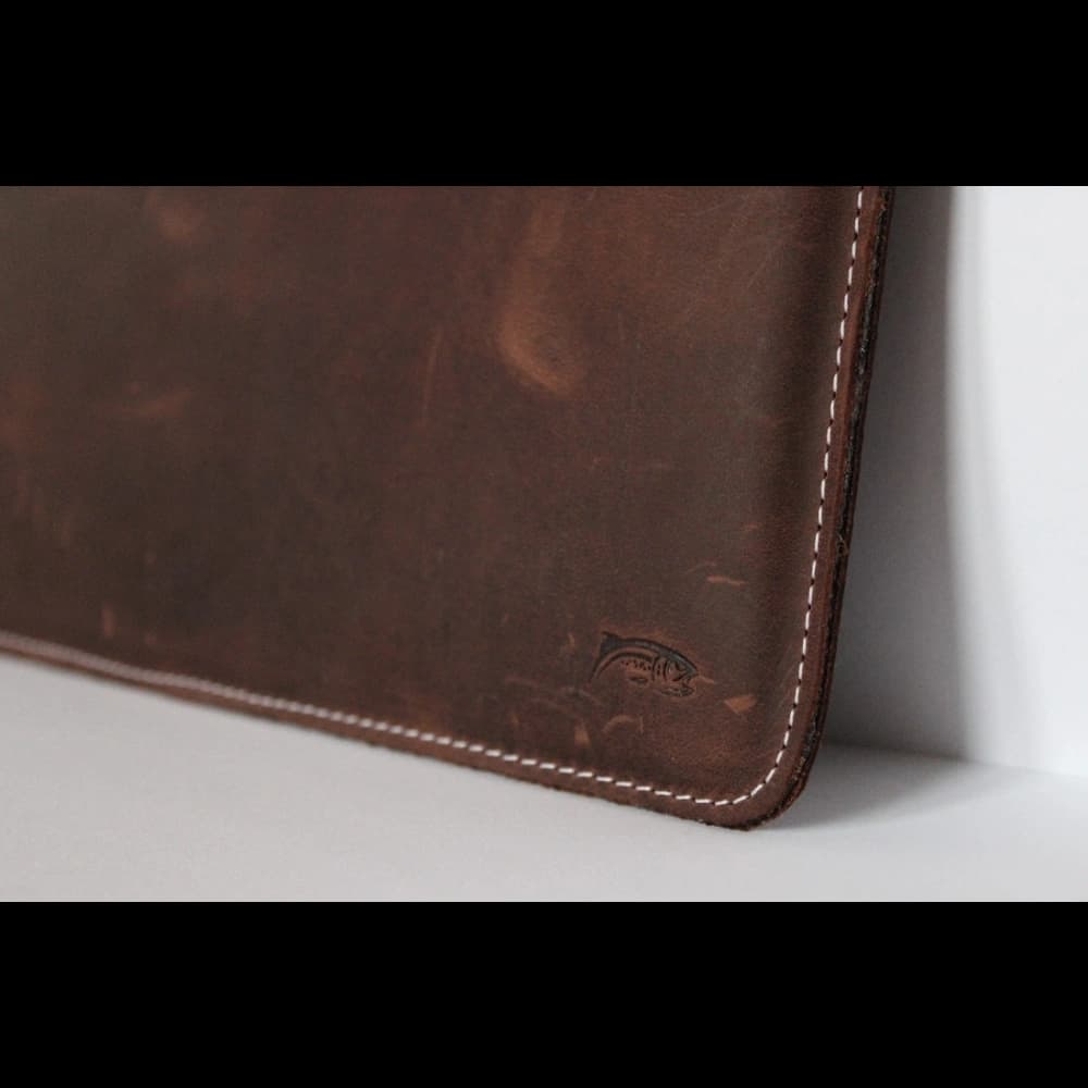 LURESKO CLAYER XXL Lederhülle für Tablet 313 x 222 x 9 mm (vintage braun mit weißen Nähten) - 5