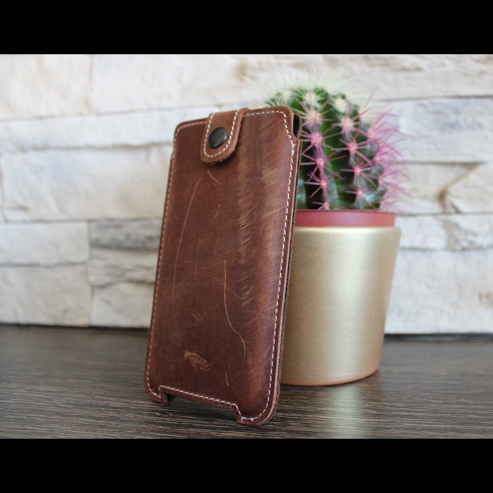 LURESKO SOFIJA XXXL leather case universal with strap closure (gray vintage white thread) - 7