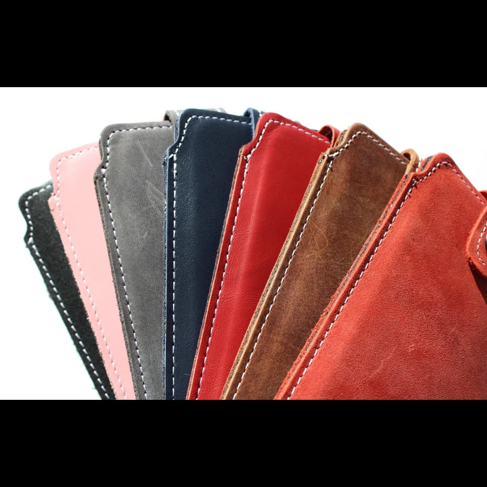 LURESKO SOFIJA XXL Ledertasche universal mit Trageverschluss (rot vintage mit weißen Nähten) - 12