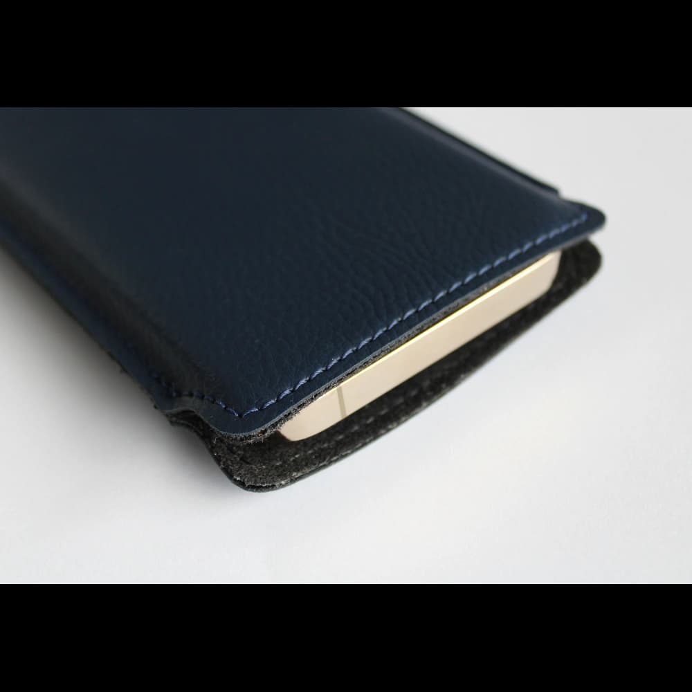 LURESKO LILNER XXL leather slipcase for phone ECO (blue) - 2