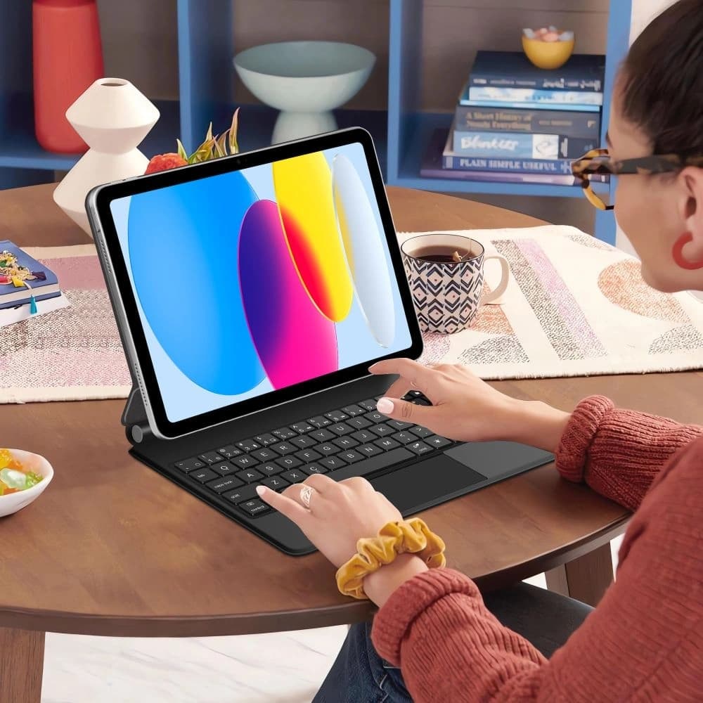 Tech-Protect SmartCase Magnetic + Tastatur Apple iPad 10,9" 2022 / 11" 2025 Schwarz - 10