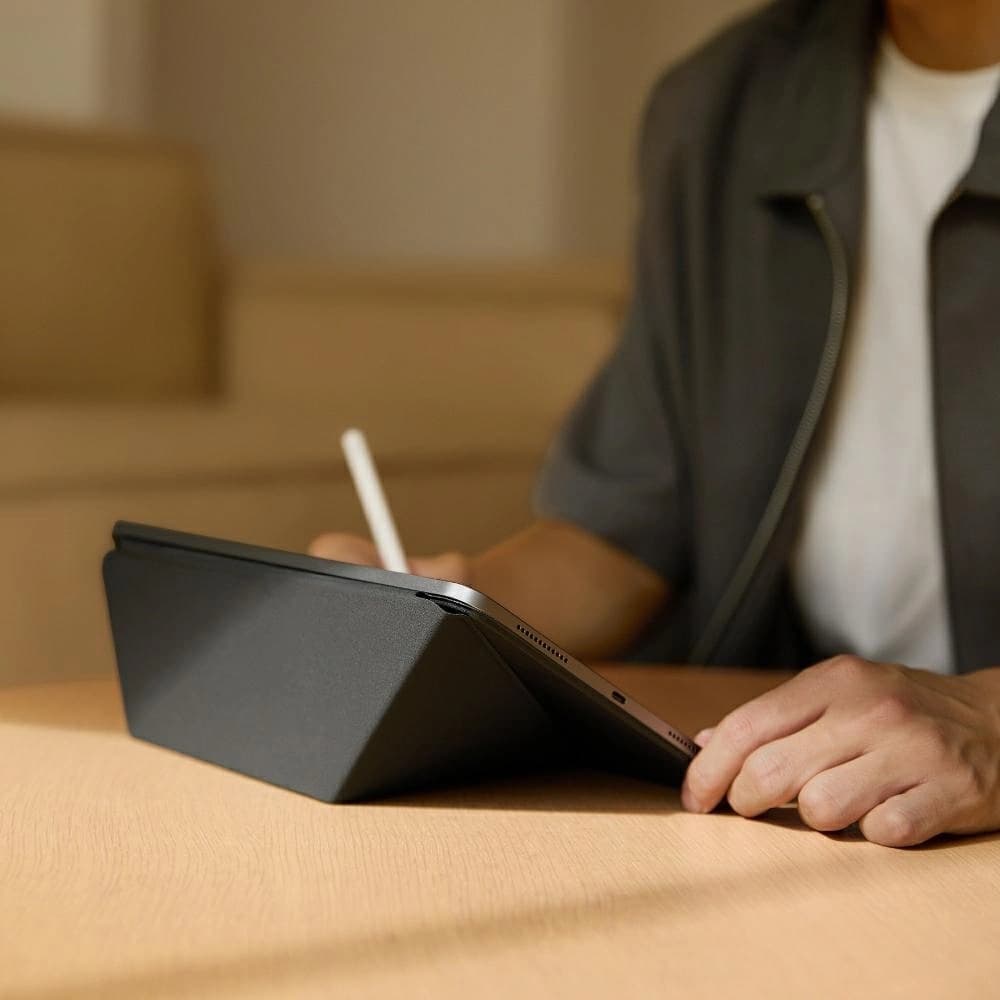 PITAKA MagEZ Folio 2 für Apple iPad Pro 11" 2022 / Air 10,9" 2022 / iPad Air 11" 2024/2025 schwarz - 9