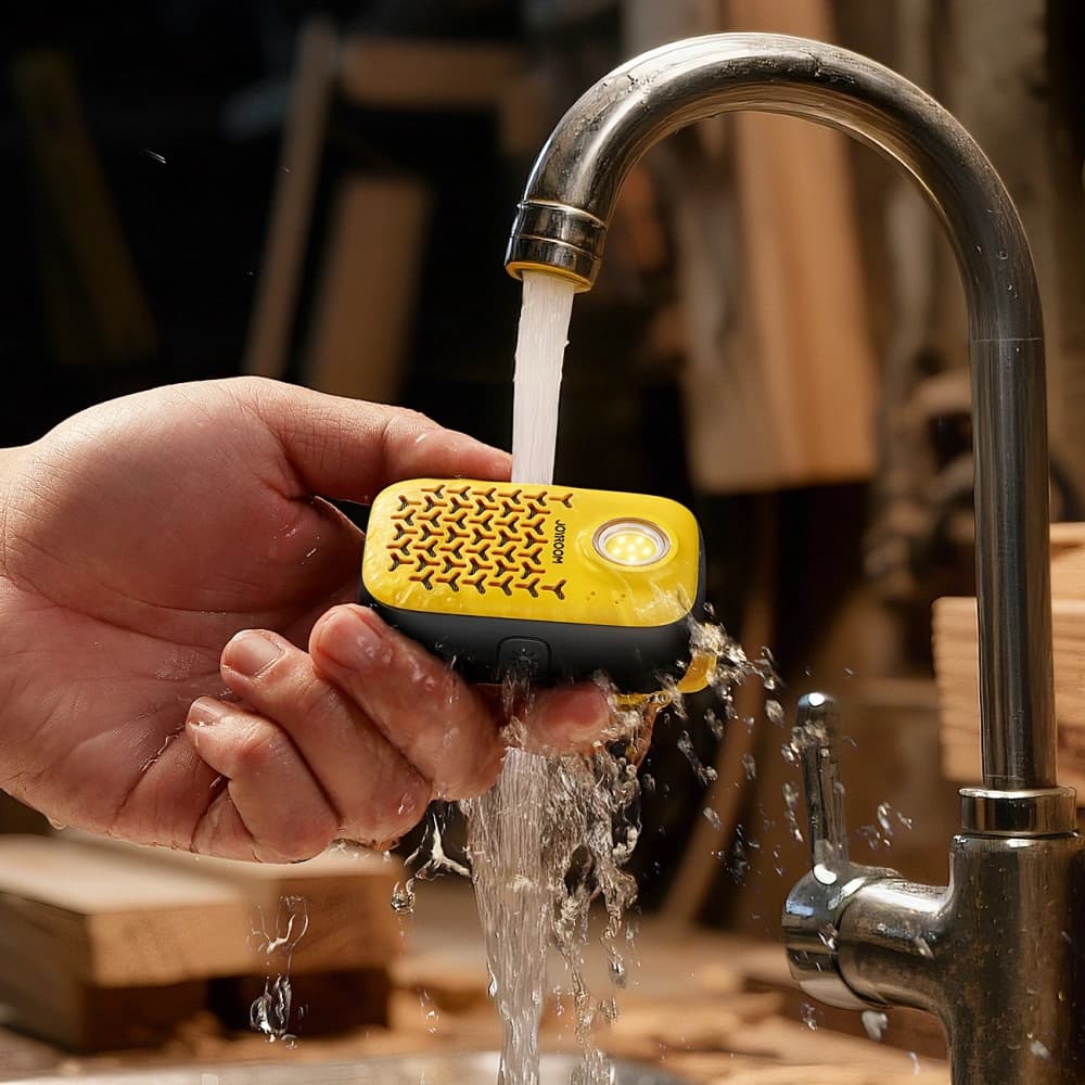 Joyroom Maya JR-MS03 Tragbarer Lautsprecher IP67 Bluetooth 5.4 mit eingebautem Taschenlampe Gelb - 11