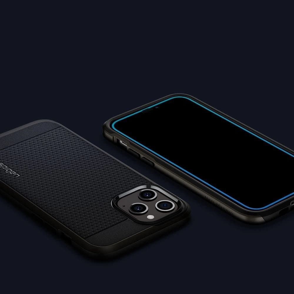 Spigen Apple Gehärtetes Glas GLAS.tR AlignMaster iPhone 12/12 Pro Schwarz [2 PACK] - 4