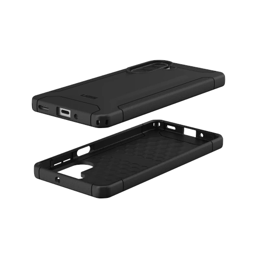 Etui UAG zamontowane na telefonie Samsung Galaxy A17 5G, pokazujące precyzyjne wycięcia.